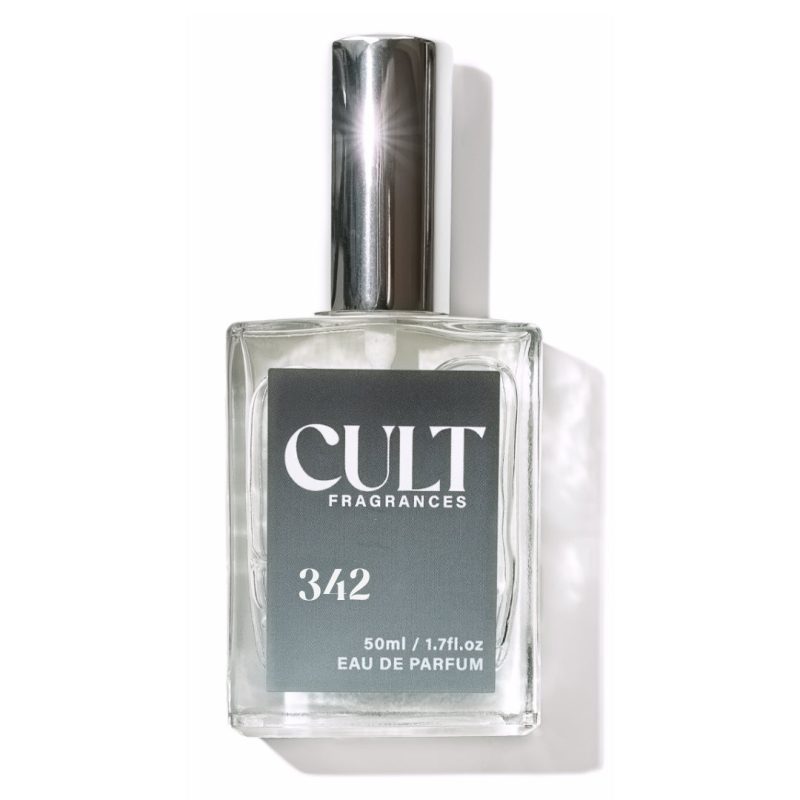 Oud Wood Tom Ford 342 White Background